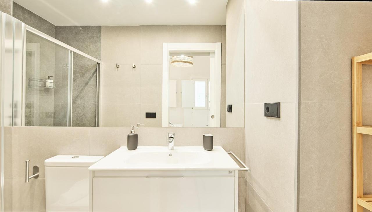 Apartamento Vega Little Apartments Cadiz Luaran gambar